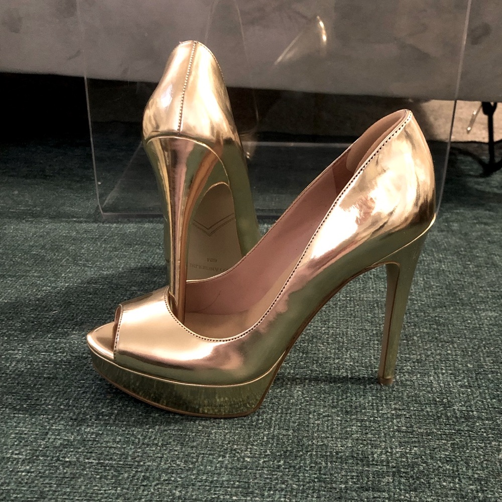 Gold Enzo Angiolini Peep Toe Heels